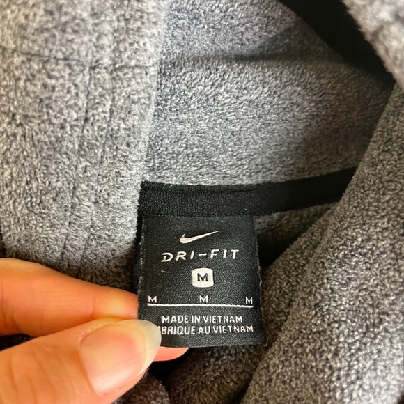 Nike Tech Dri-FIT Womens M Funnel Neck Pullover Sweatshirt Gray Cowlneck Cozy - Picture 3 of 10